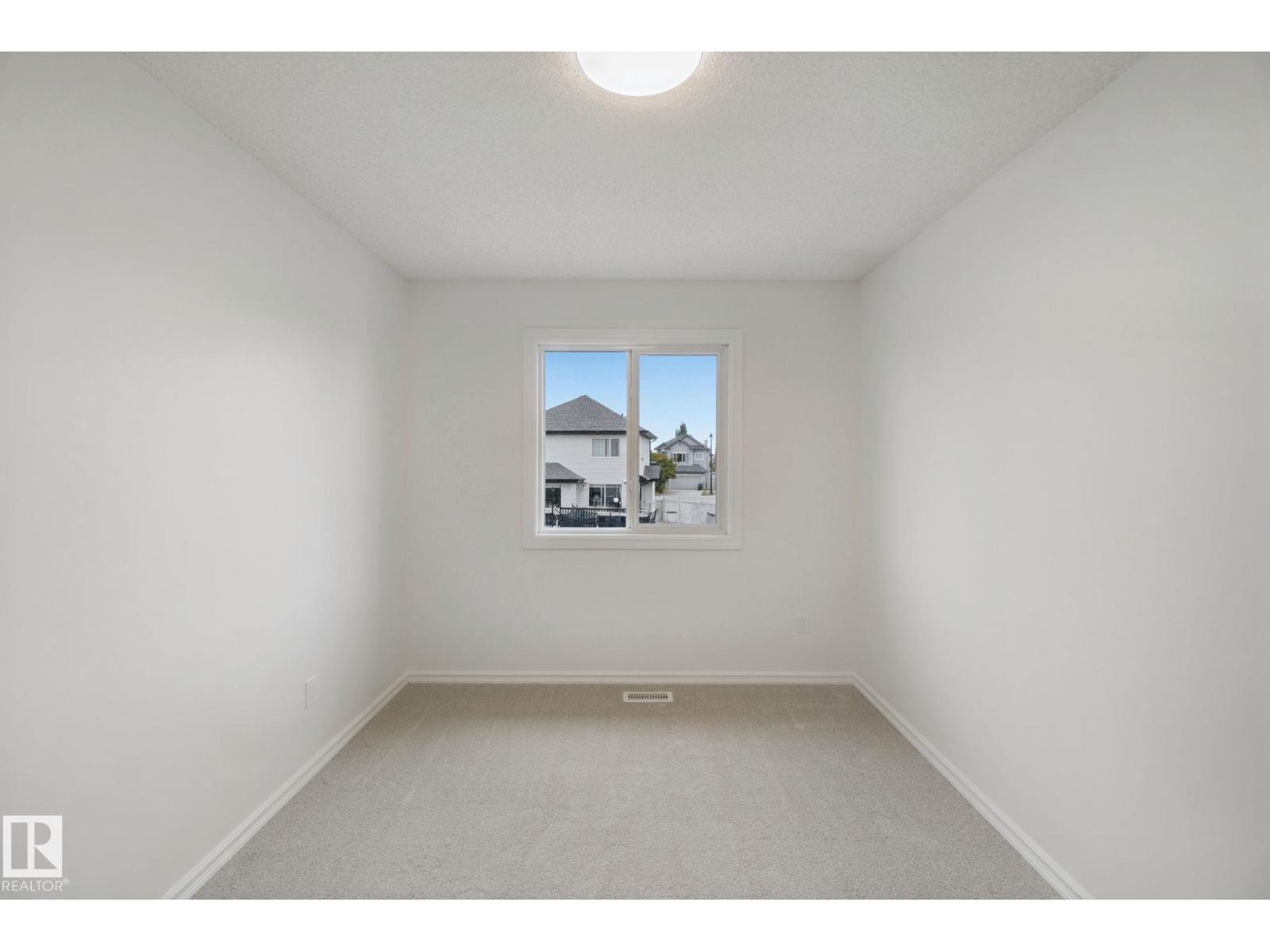 20420 56 AV NW
