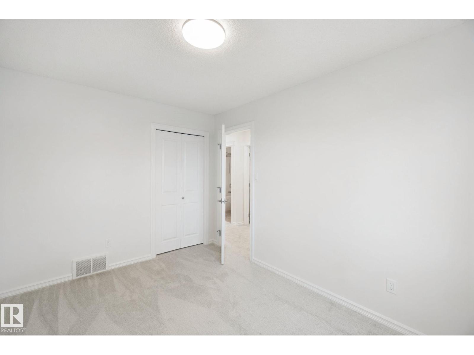 20420 56 AV NW