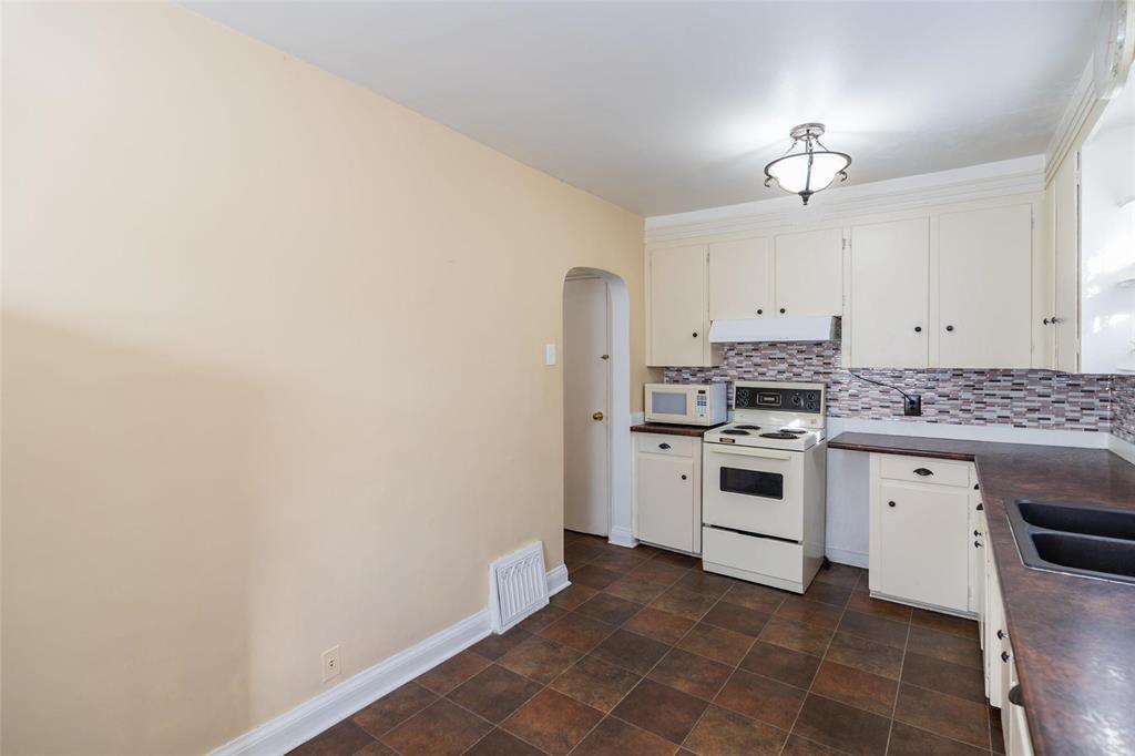 357 Simcoe Street, Winnipeg, Manitoba R3G 1W2 - Photo 19 - 202624980