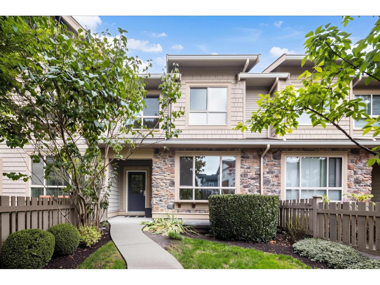 27 2738 158 Street, Surrey, British Columbia  V3Z 3K3 - Photo 2 - R3172203