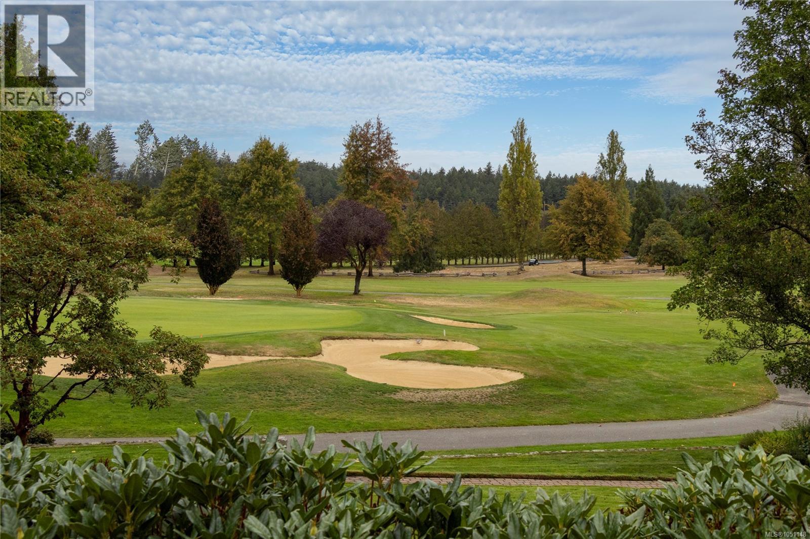 106 5329 Cordova Bay Rd