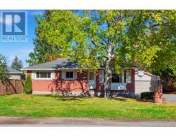 103 HARRIS PLACE, Ottawa, Ontario