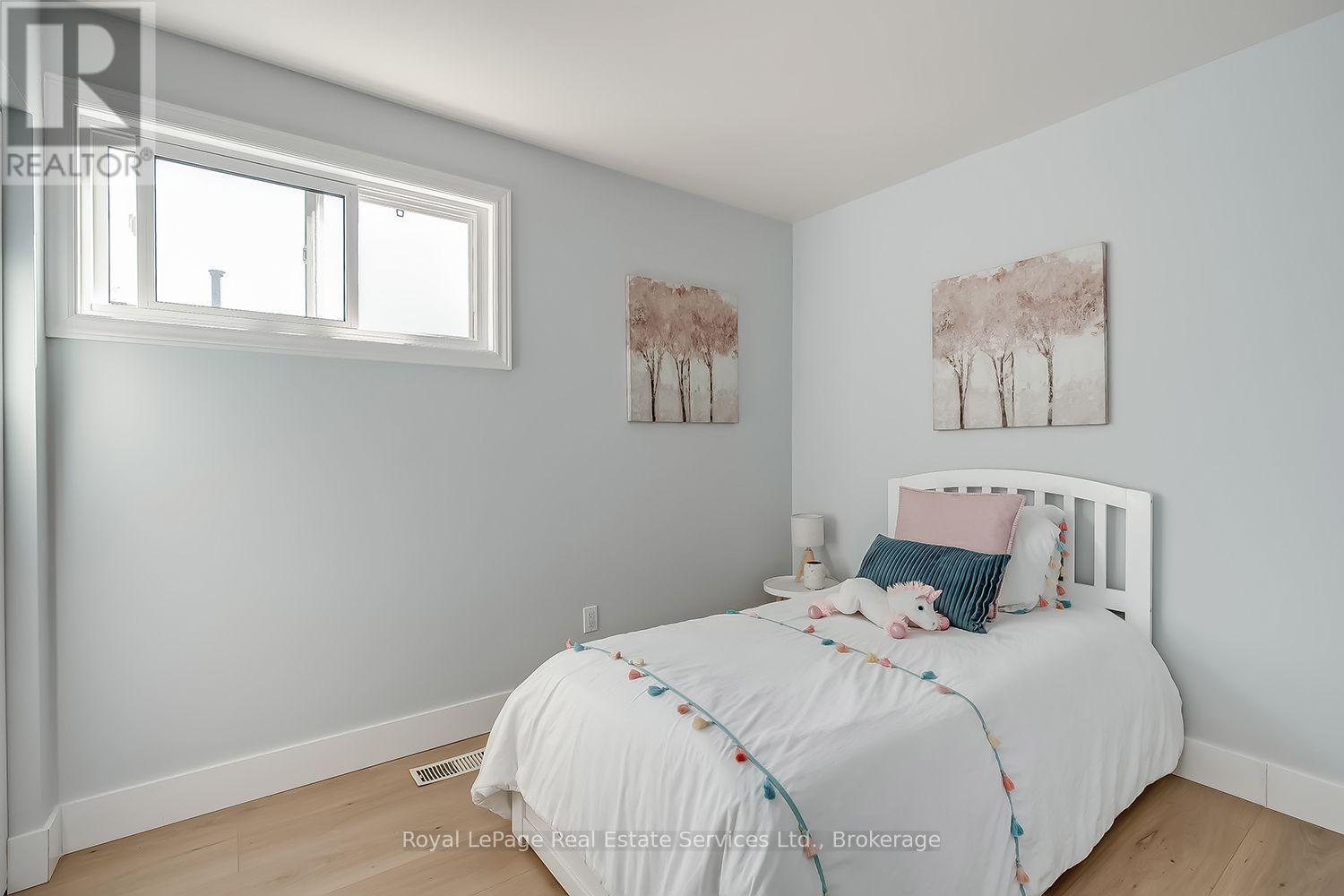 531 Cumberland Avenue, Burlington, Ontario  L7N 2X3 - Photo 20 - W13872116