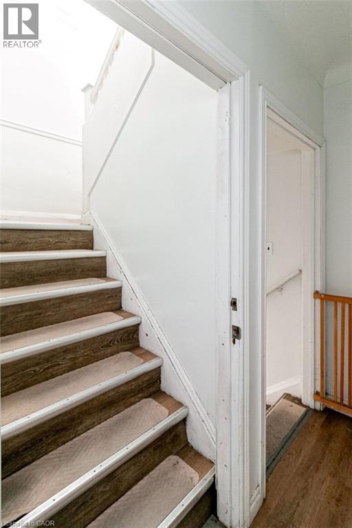 548 Beach Road, Hamilton, Ontario  L8H 3K9 - Photo 15 - 40869592