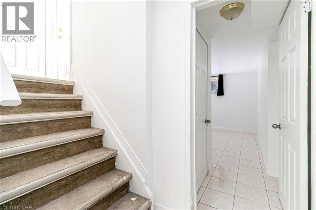 548 Beach Road, Hamilton, Ontario  L8H 3K9 - Photo 26 - 40869592