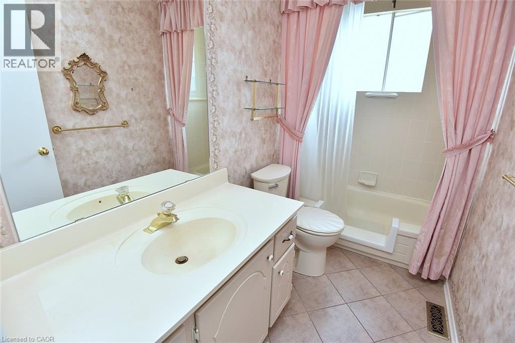 81 Aylmer Crescent, Stoney Creek, Ontario  L8J 1J9 - Photo 31 - 40869732