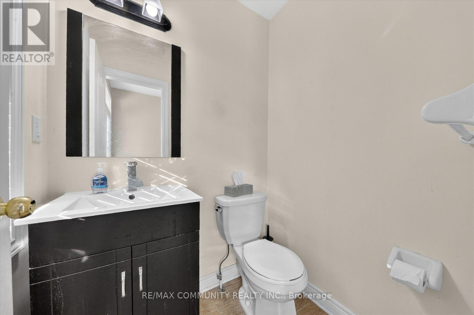 Main - 1550 Bruny Avenue, Pickering (Duffin Heights), Ontario  L1X 0C5 - Photo 7 - E13872138