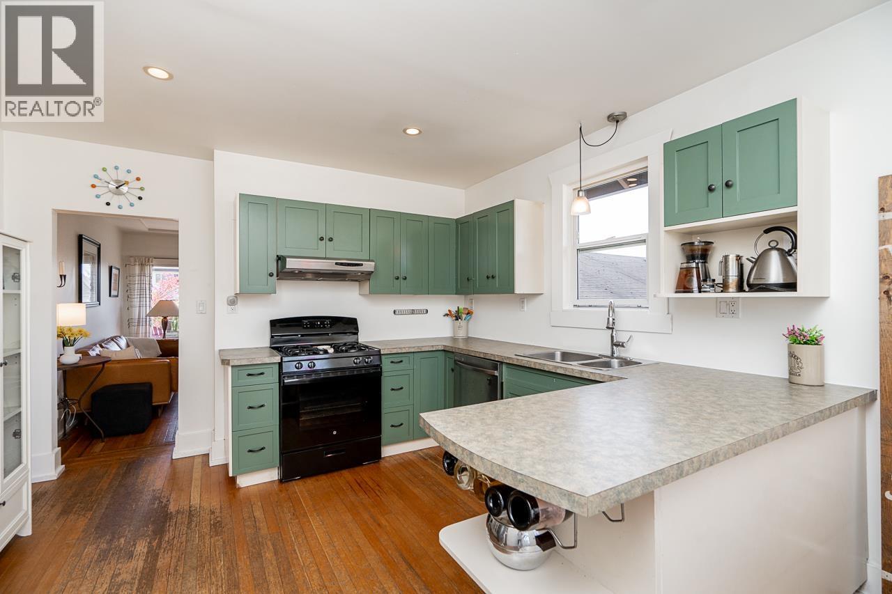 3415 Dundas Street, Vancouver, British Columbia  V5K 1R9 - Photo 13 - R3173282