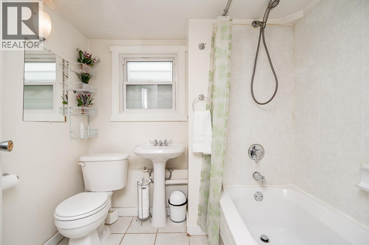 3415 Dundas Street, Vancouver, British Columbia  V5K 1R9 - Photo 28 - R3173282
