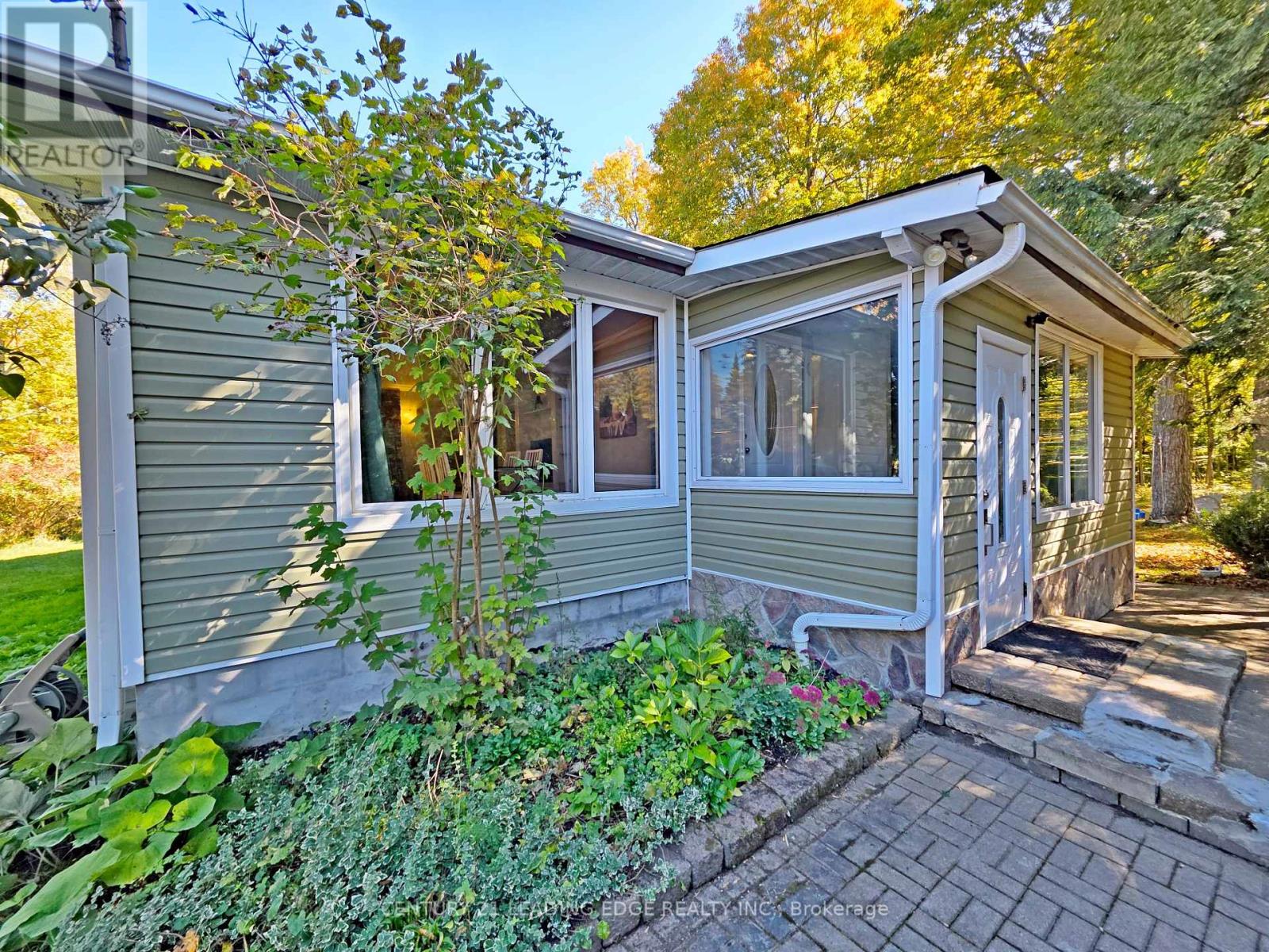 11 BRULE LAKEWAY