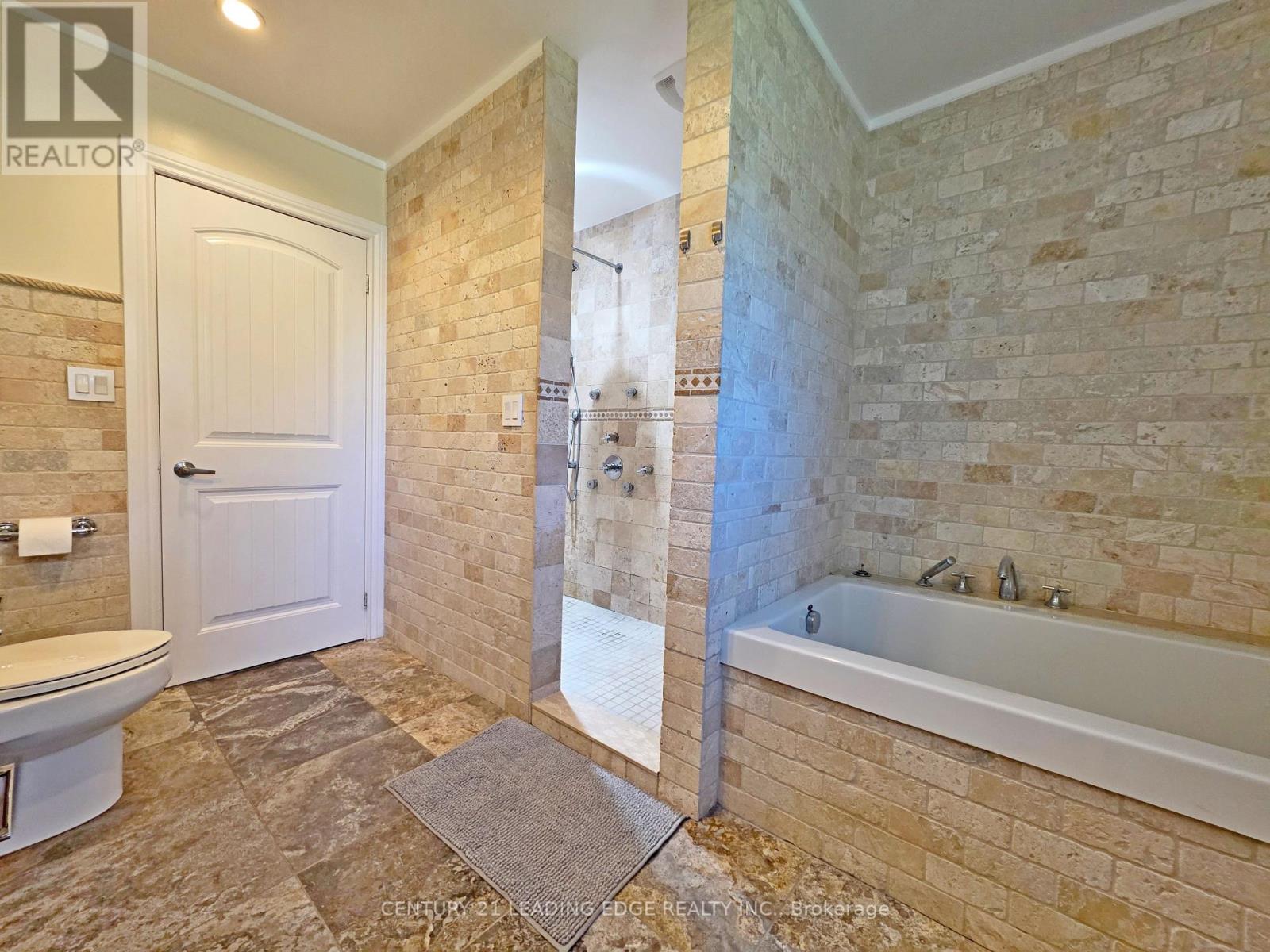 11 Brule Lakeway, Georgina, Ontario  L0E 1L0 - Photo 14 - N13872184