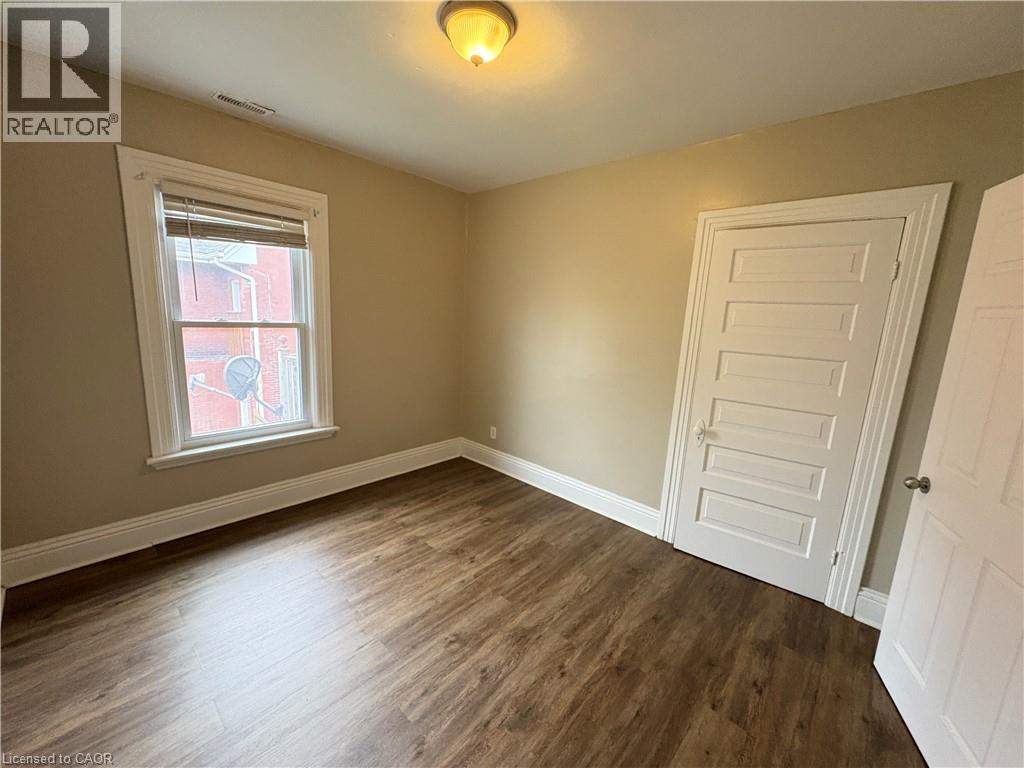 172 Nelson Street Unit# 2, Brantford, Ontario  N3S 4B3 - Photo 4 - 40869691