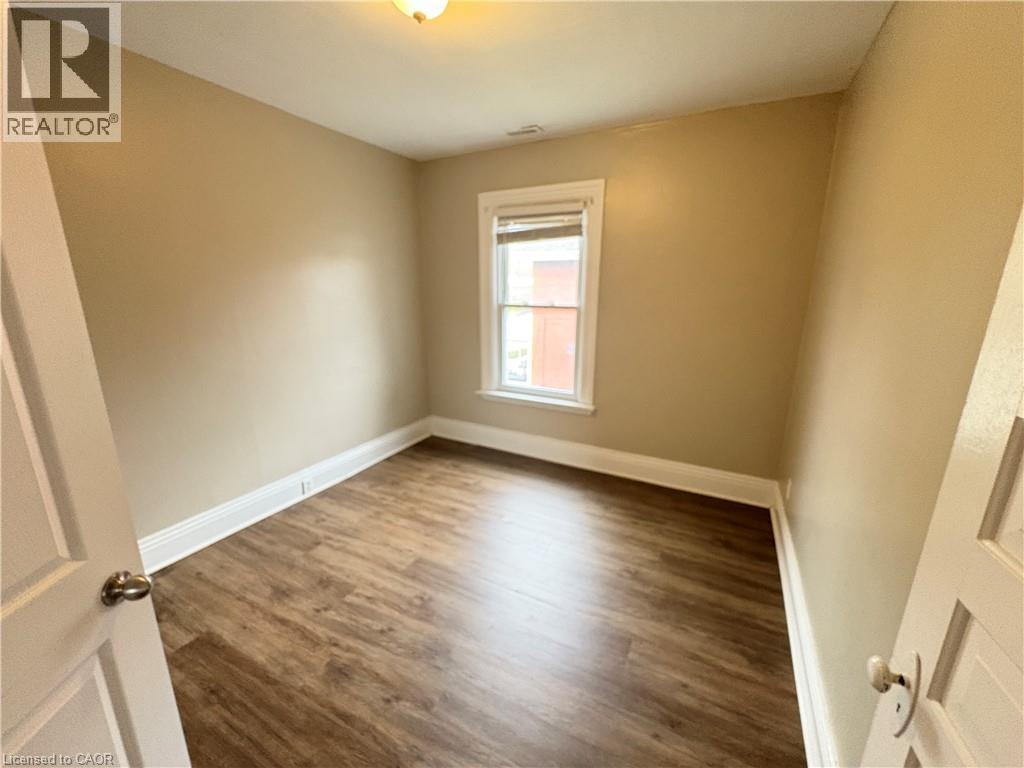 172 Nelson Street Unit# 2, Brantford, Ontario  N3S 4B3 - Photo 5 - 40869691