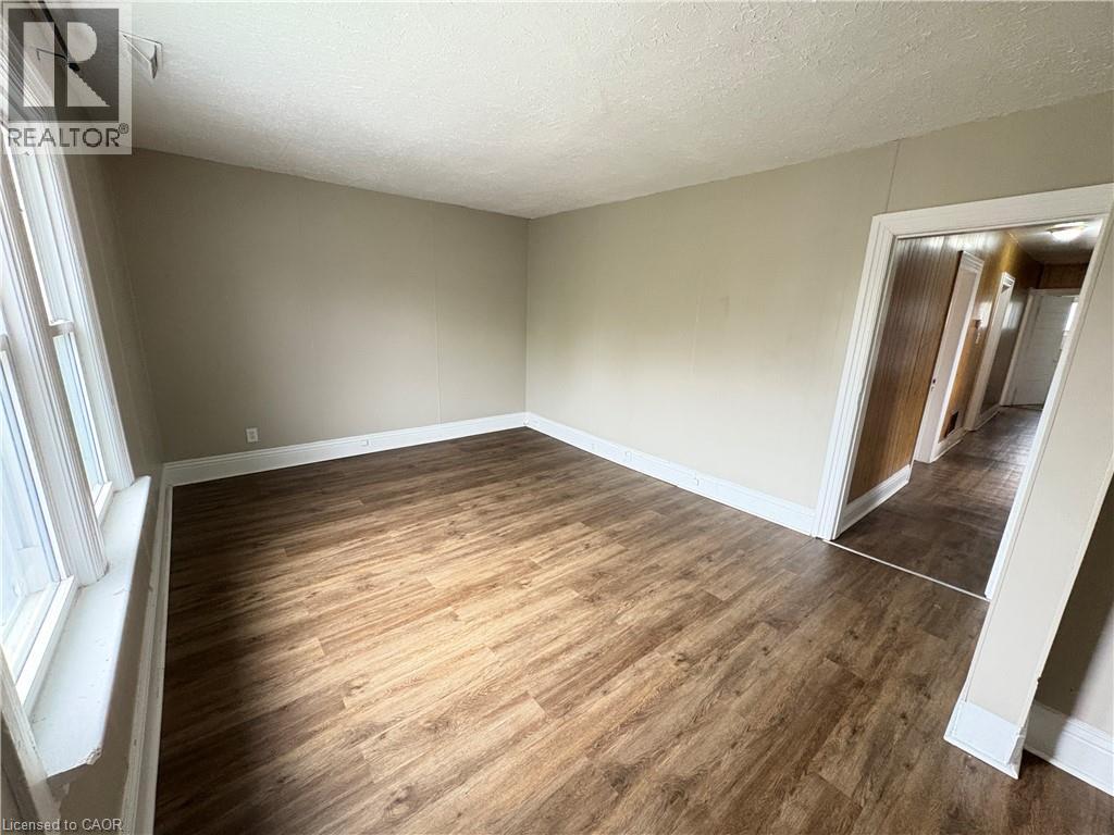 172 Nelson Street Unit# 2, Brantford, Ontario  N3S 4B3 - Photo 8 - 40869691