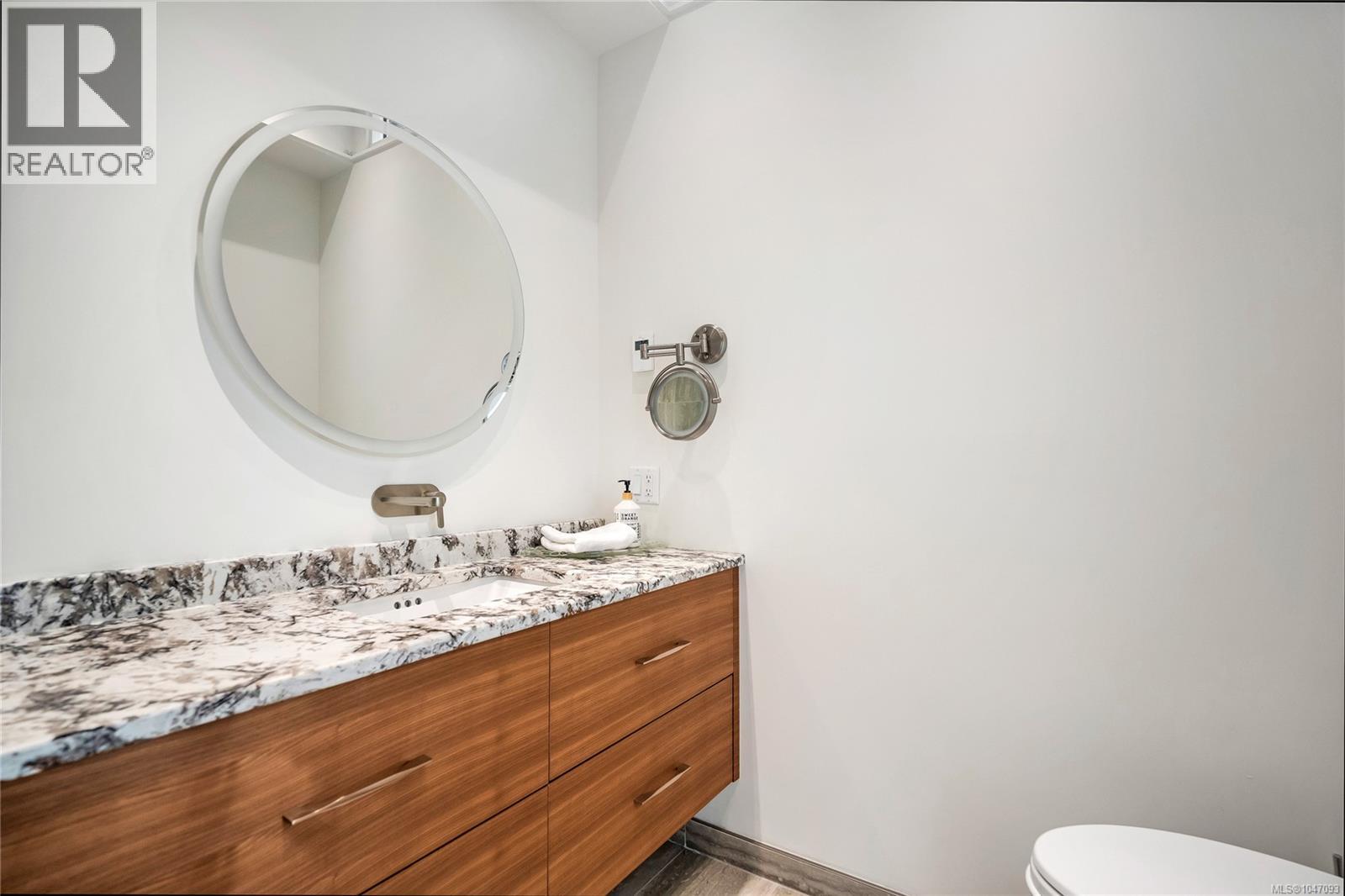 931 Lakeview Ave