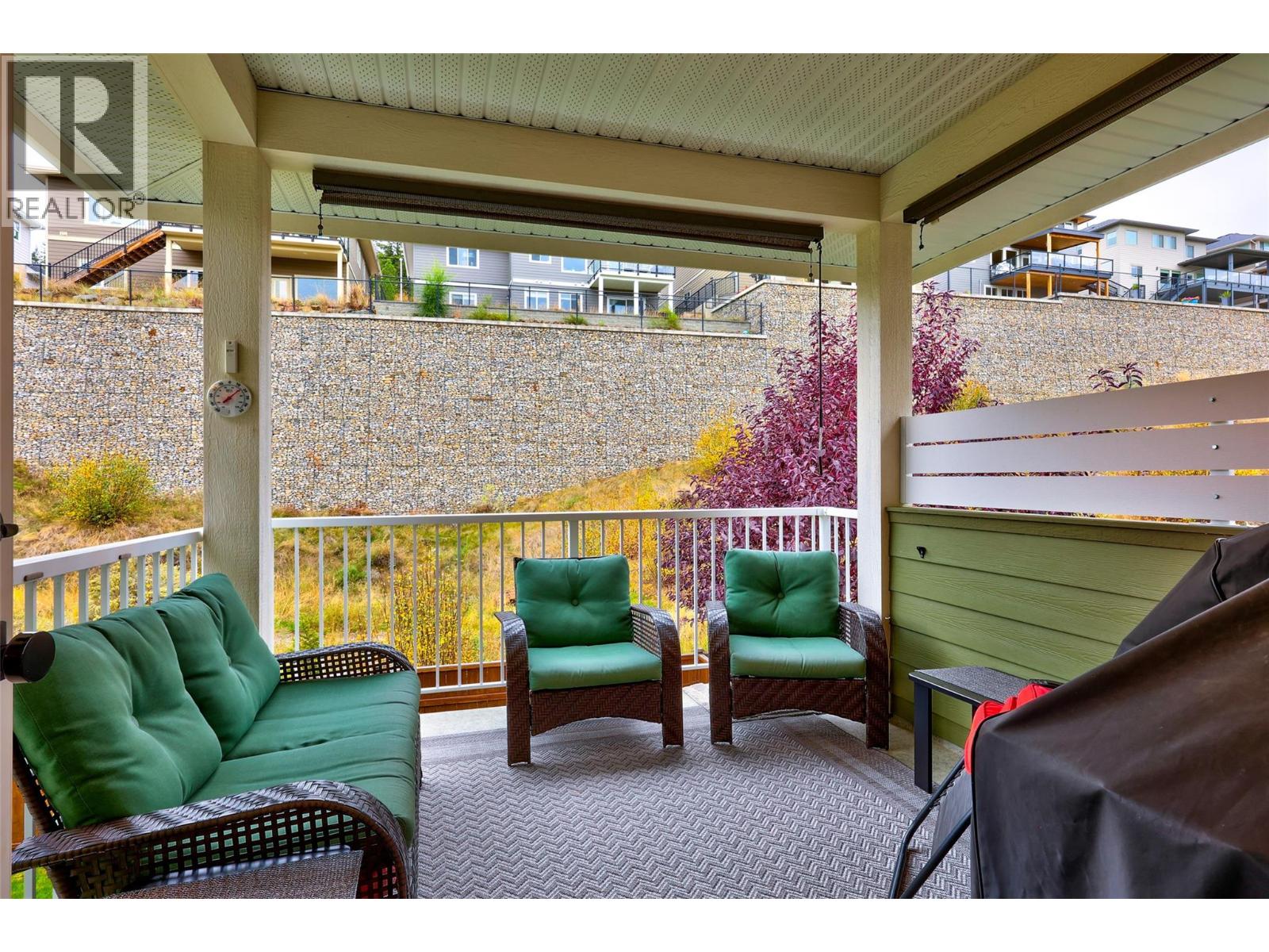 1538 EMERALD Drive