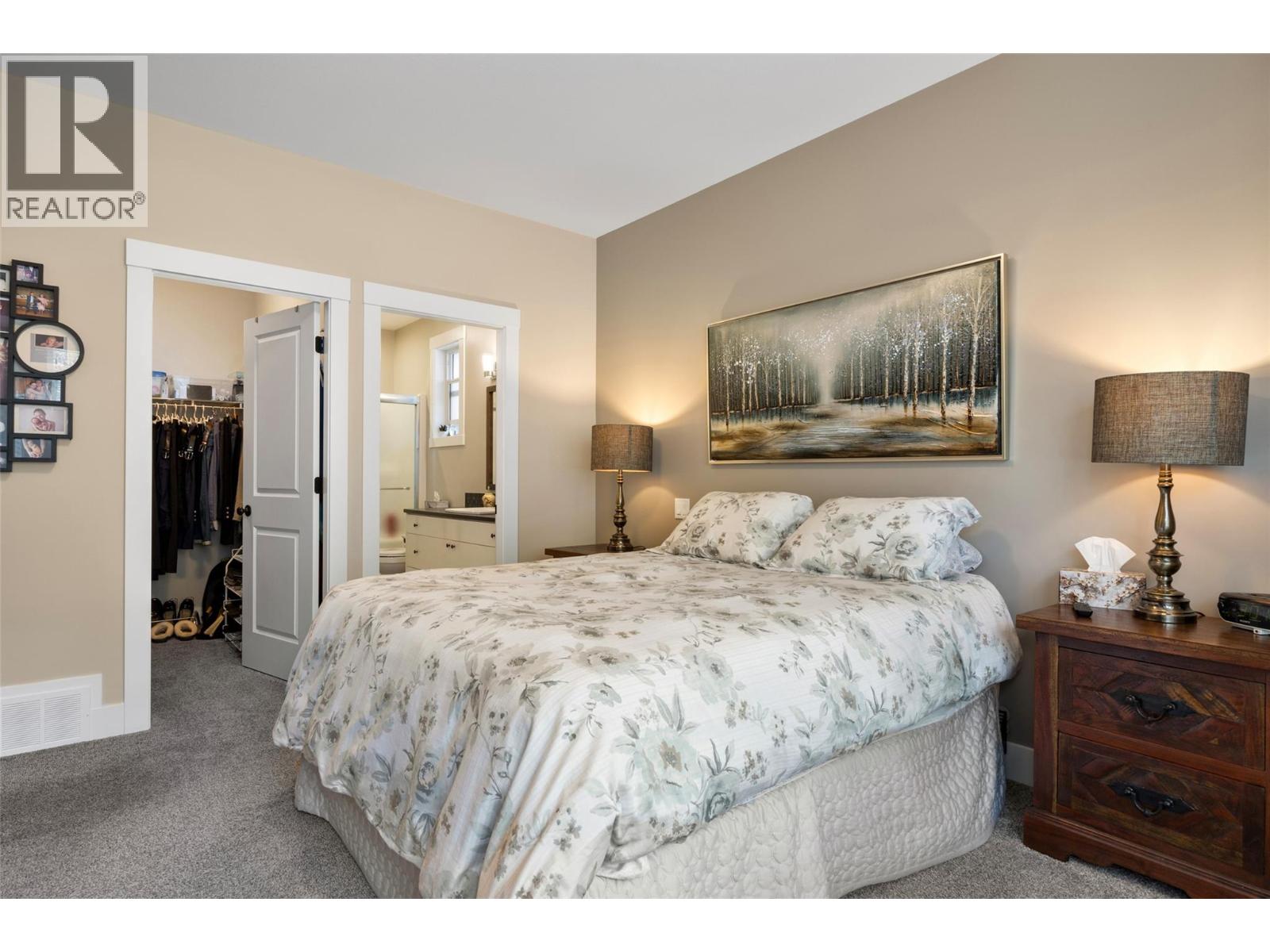 1538 EMERALD Drive
