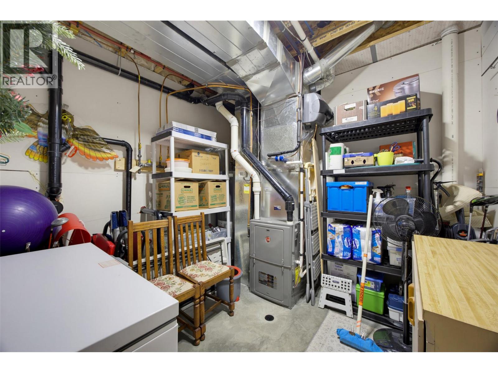 1538 EMERALD Drive