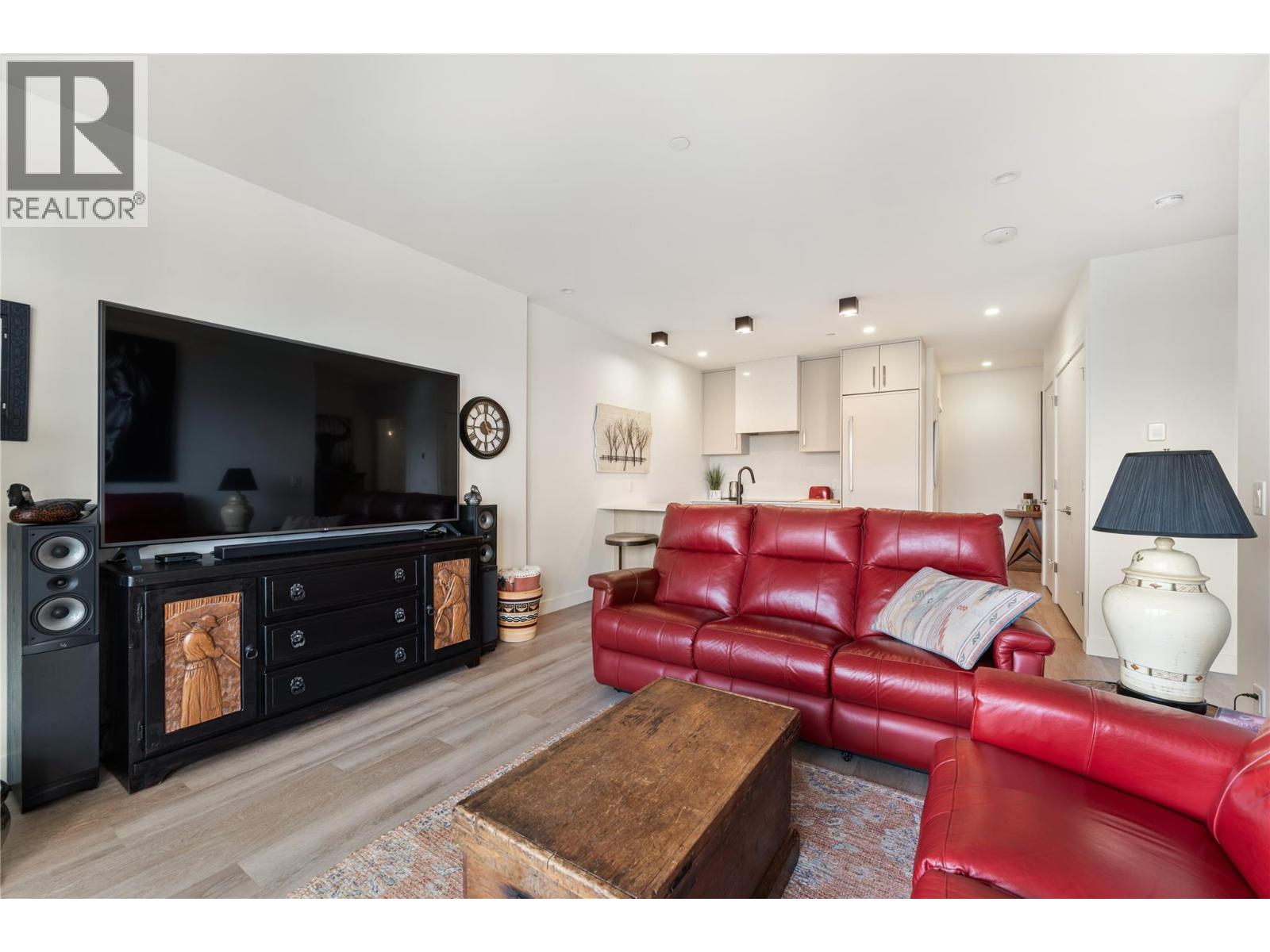 3340 Lakeshore Road Unit# 1003
