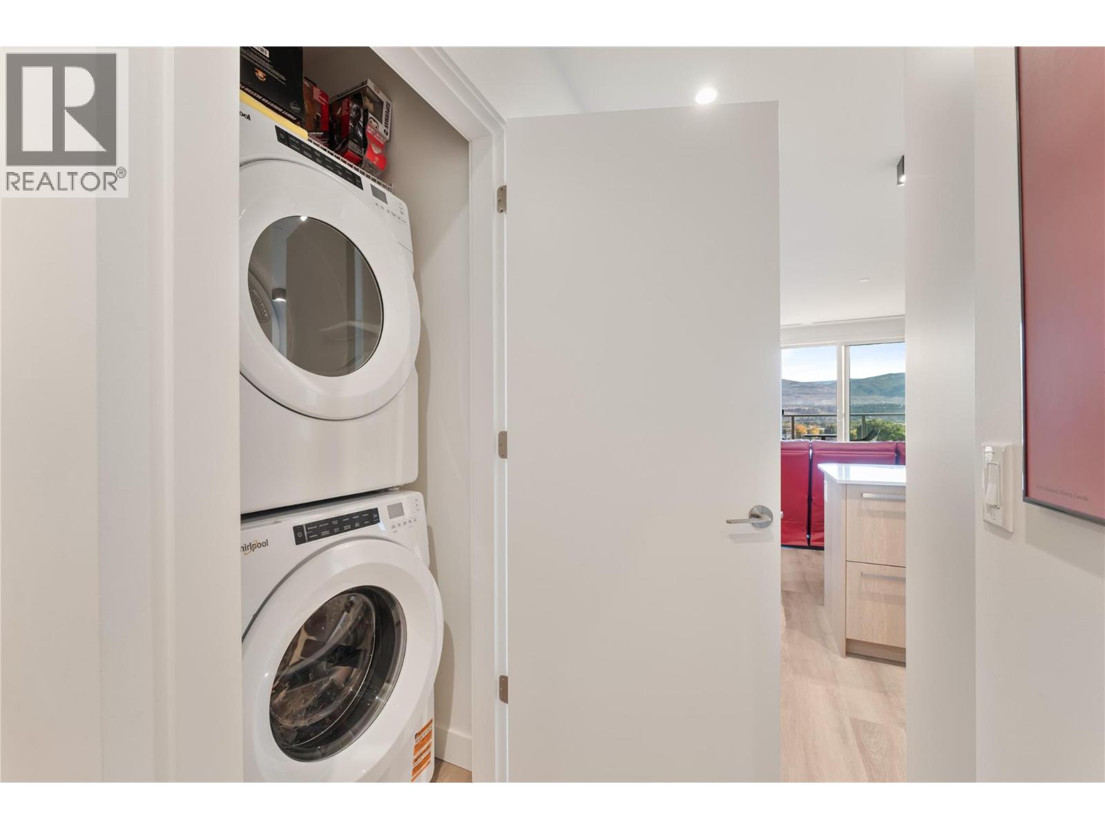 3340 Lakeshore Road Unit# 1003