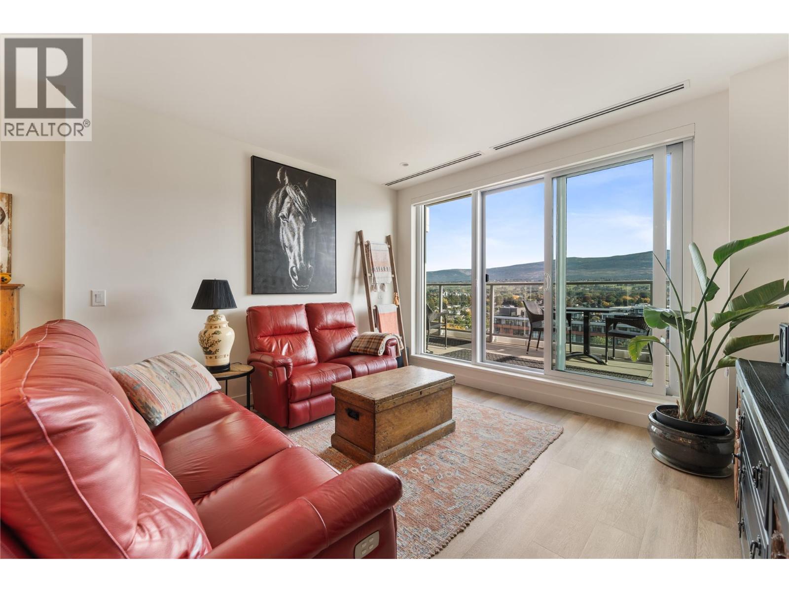 3340 Lakeshore Road Unit# 1003