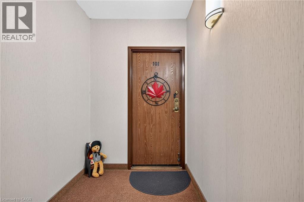 28 Robinson Street N Unit# 101, Grimsby, Ontario  L3M 3C9 - Photo 10 - 40868153