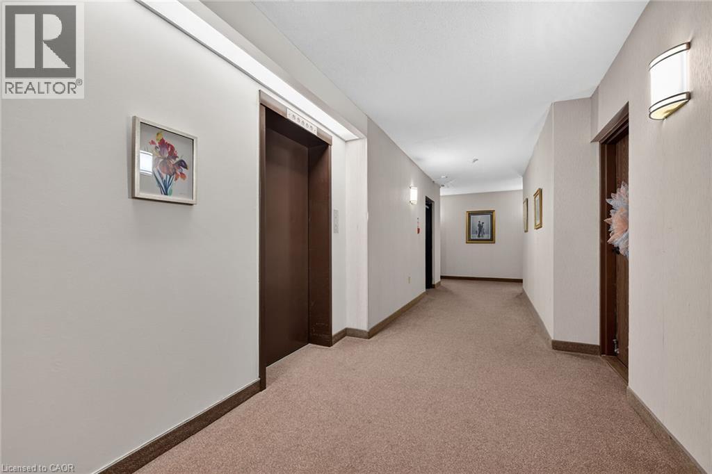 28 Robinson Street N Unit# 101, Grimsby, Ontario  L3M 3C9 - Photo 48 - 40868153