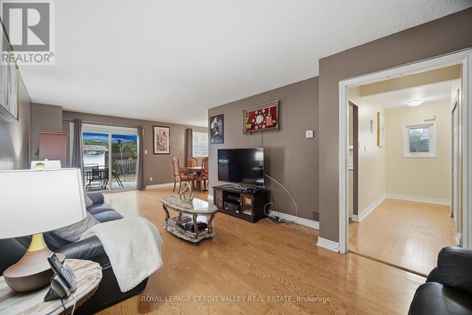58 Glenforest Road, Brampton, Ontario  L6S 1M1 - Photo 11 - W13872084