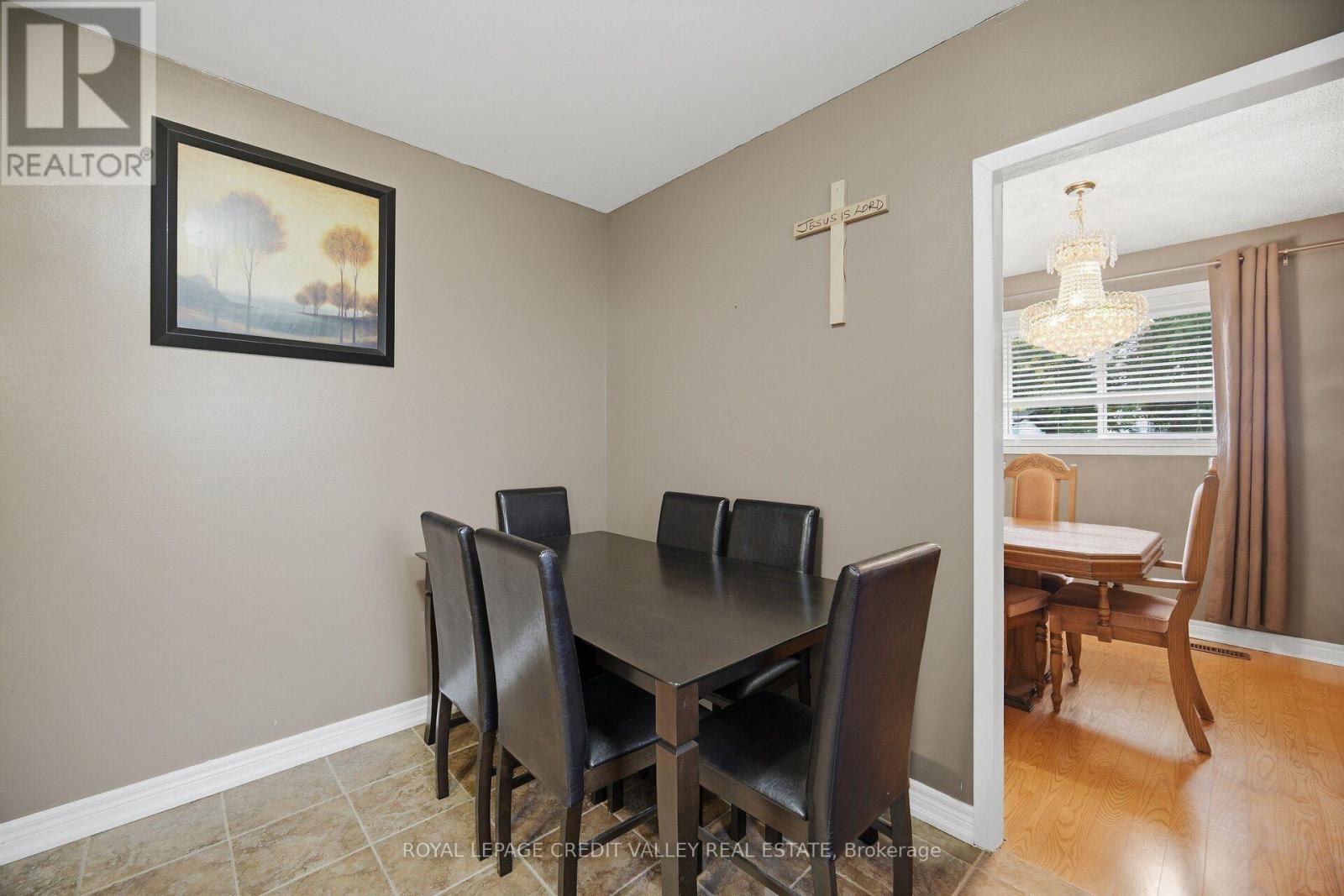 58 Glenforest Road, Brampton, Ontario  L6S 1M1 - Photo 17 - W13872084