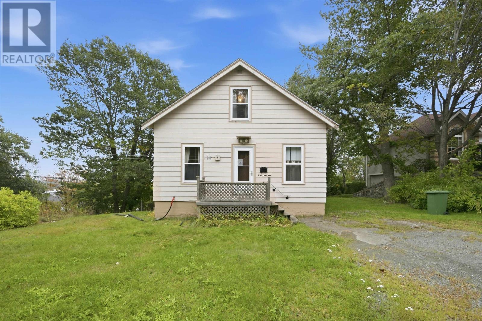 4 Holland Avenue, Bedford, Nova Scotia  B4A 1L4 - Photo 2 - 202624796
