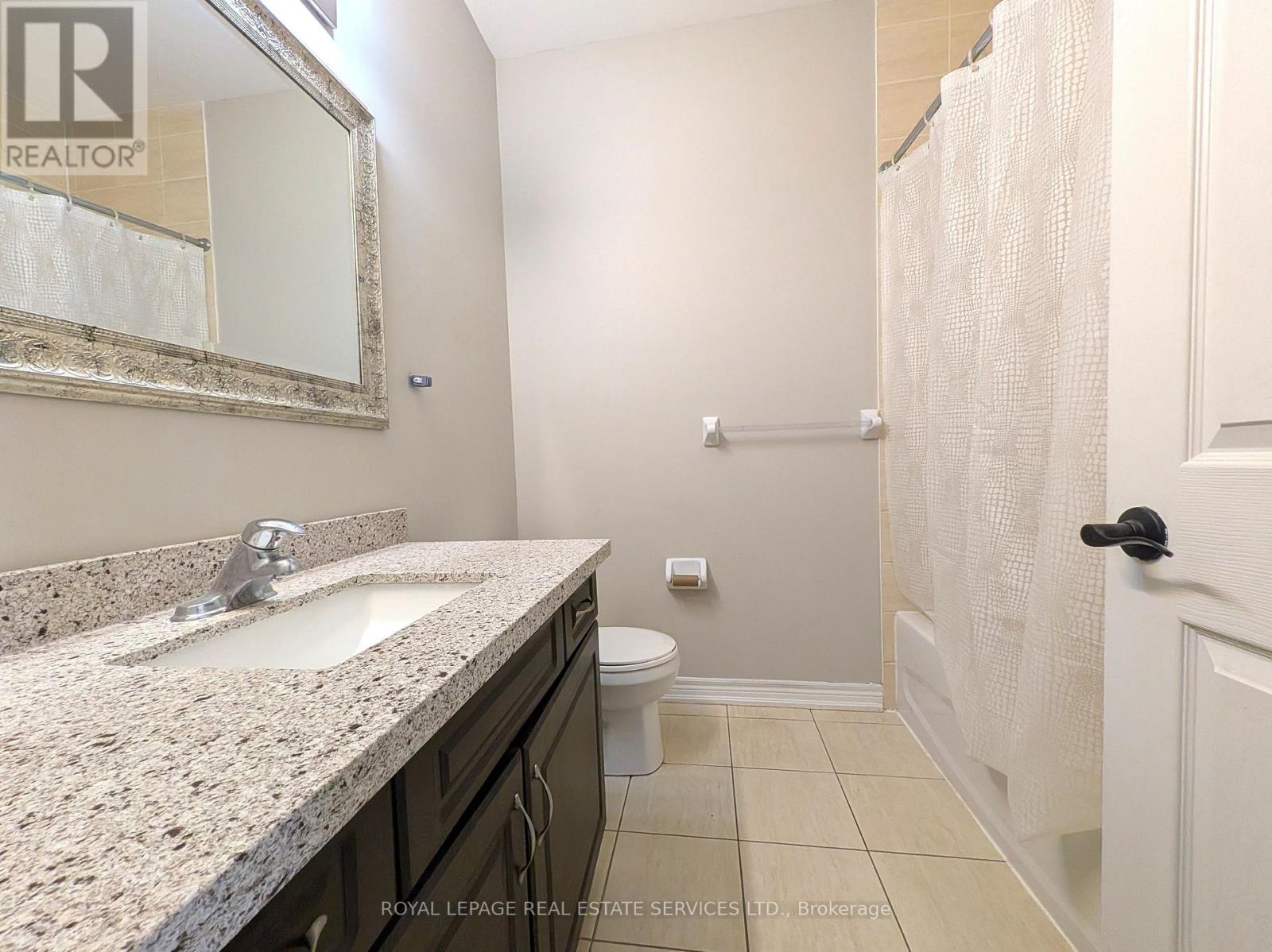 39 Vezna Crescent, Brampton, Ontario  L6X 5K5 - Photo 22 - W13786136
