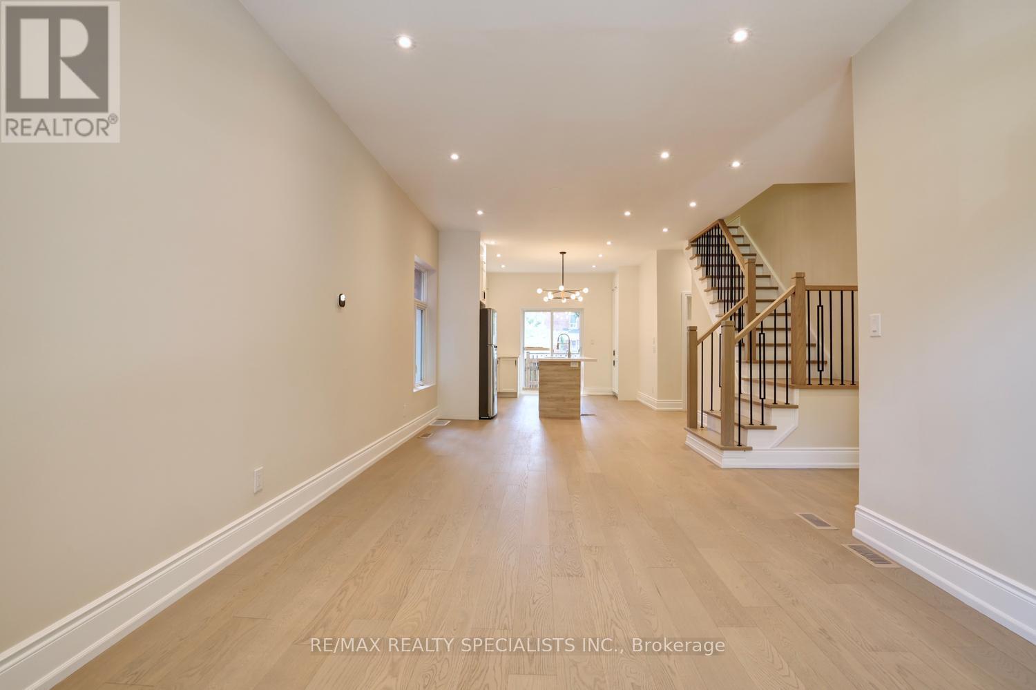 40 Century Street, Hamilton, Ontario L8L 1V8 - Photo 6 - X13641886