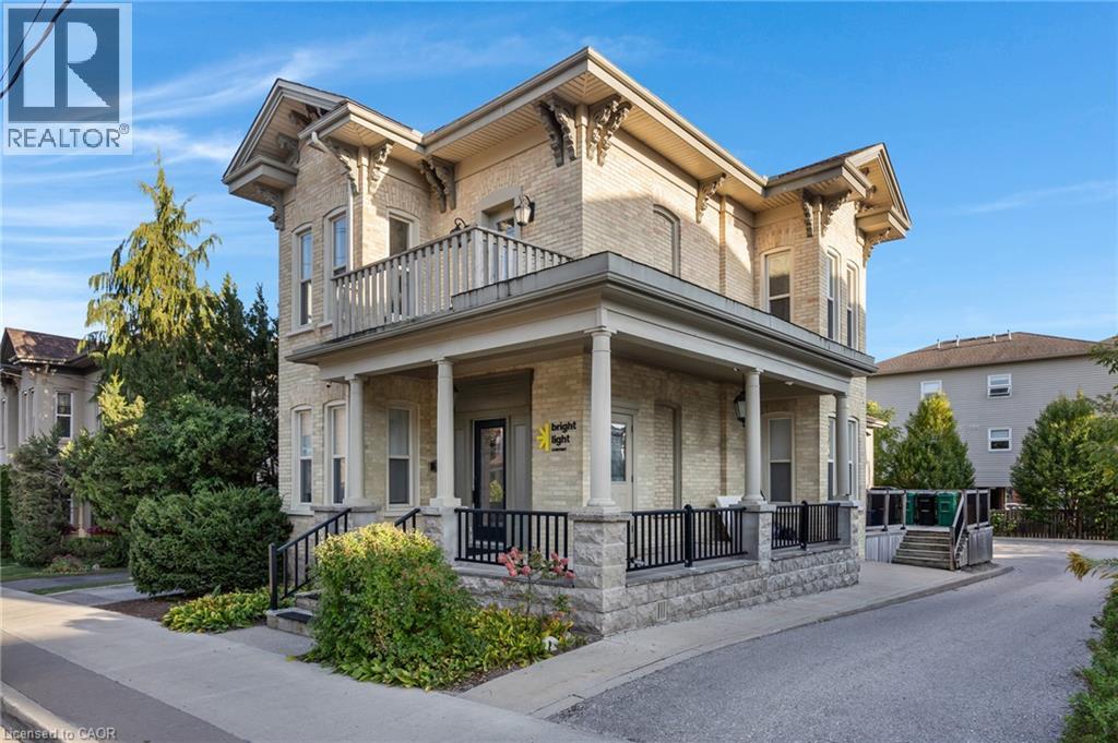 33 YOUNG Street E, Waterloo, Ontario