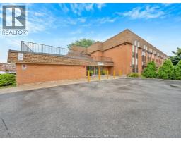 6339 THORNBERRY CRESCENT, Windsor, Ontario