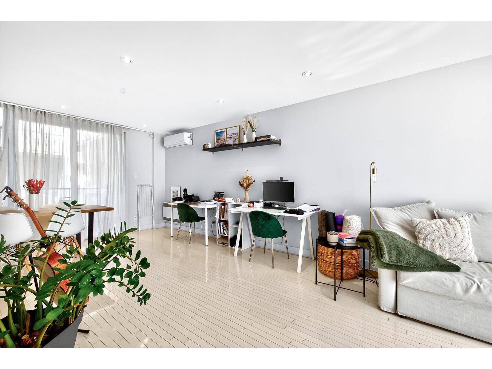 3850 Rue St-André|#202 Montréal (Le Plateau-Mont-Royal) Quebec Canada H2L3V9