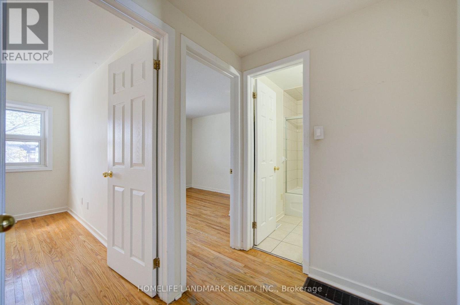 110 Purpledusk Trail, Toronto, Ontario  M1E 4E1 - Photo 13 - E13868622