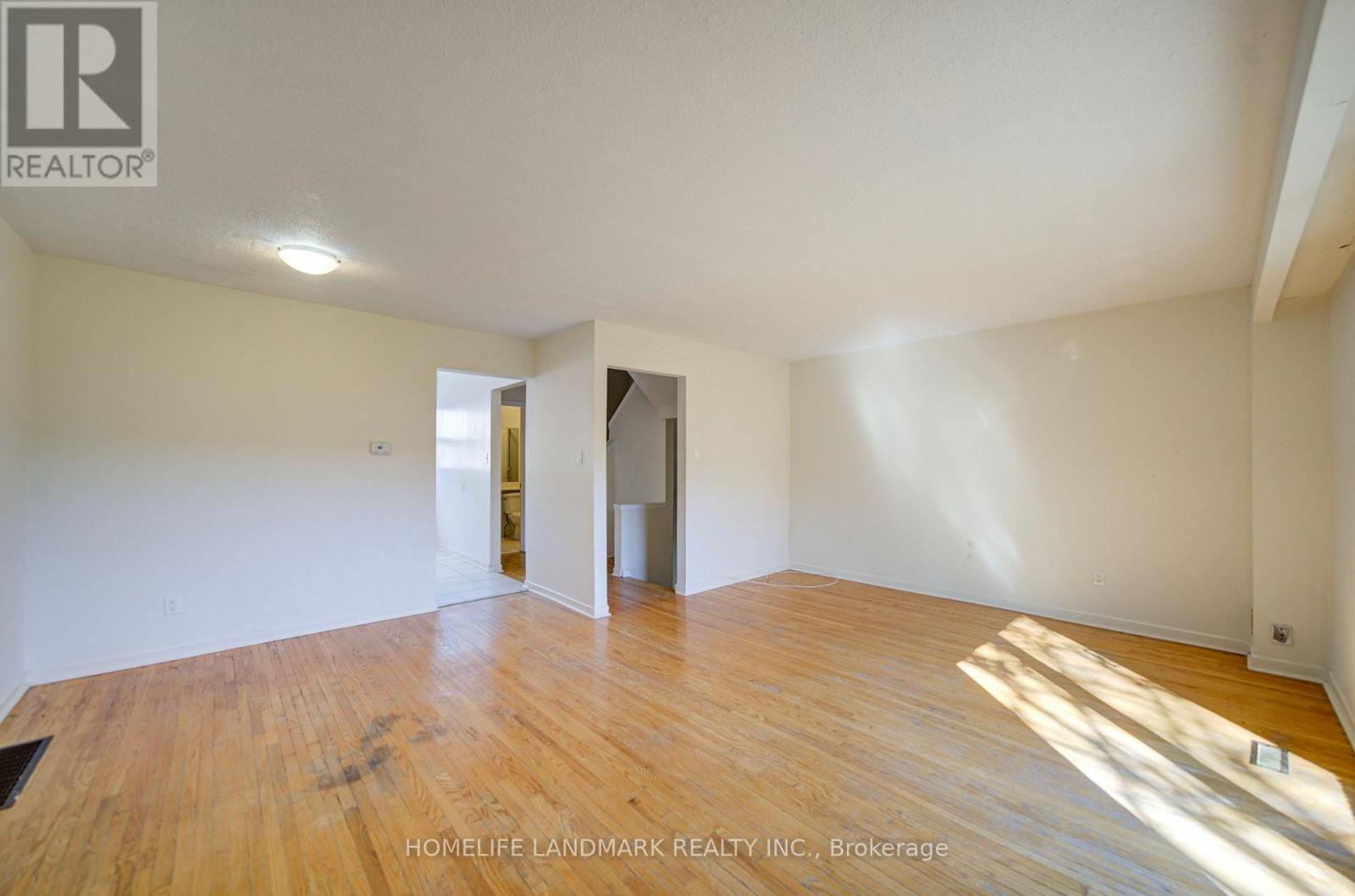 110 Purpledusk Trail, Toronto, Ontario  M1E 4E1 - Photo 8 - E13868622