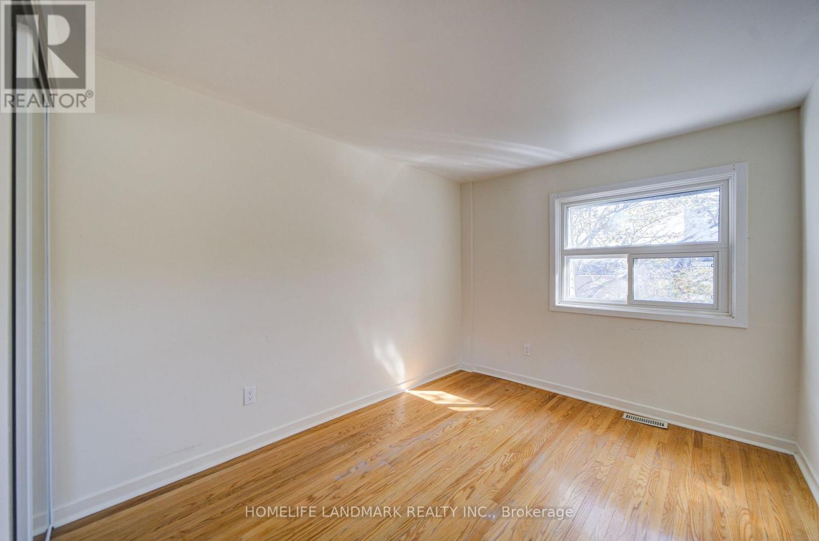 110 Purpledusk Trail, Toronto, Ontario  M1E 4E1 - Photo 15 - E13868622