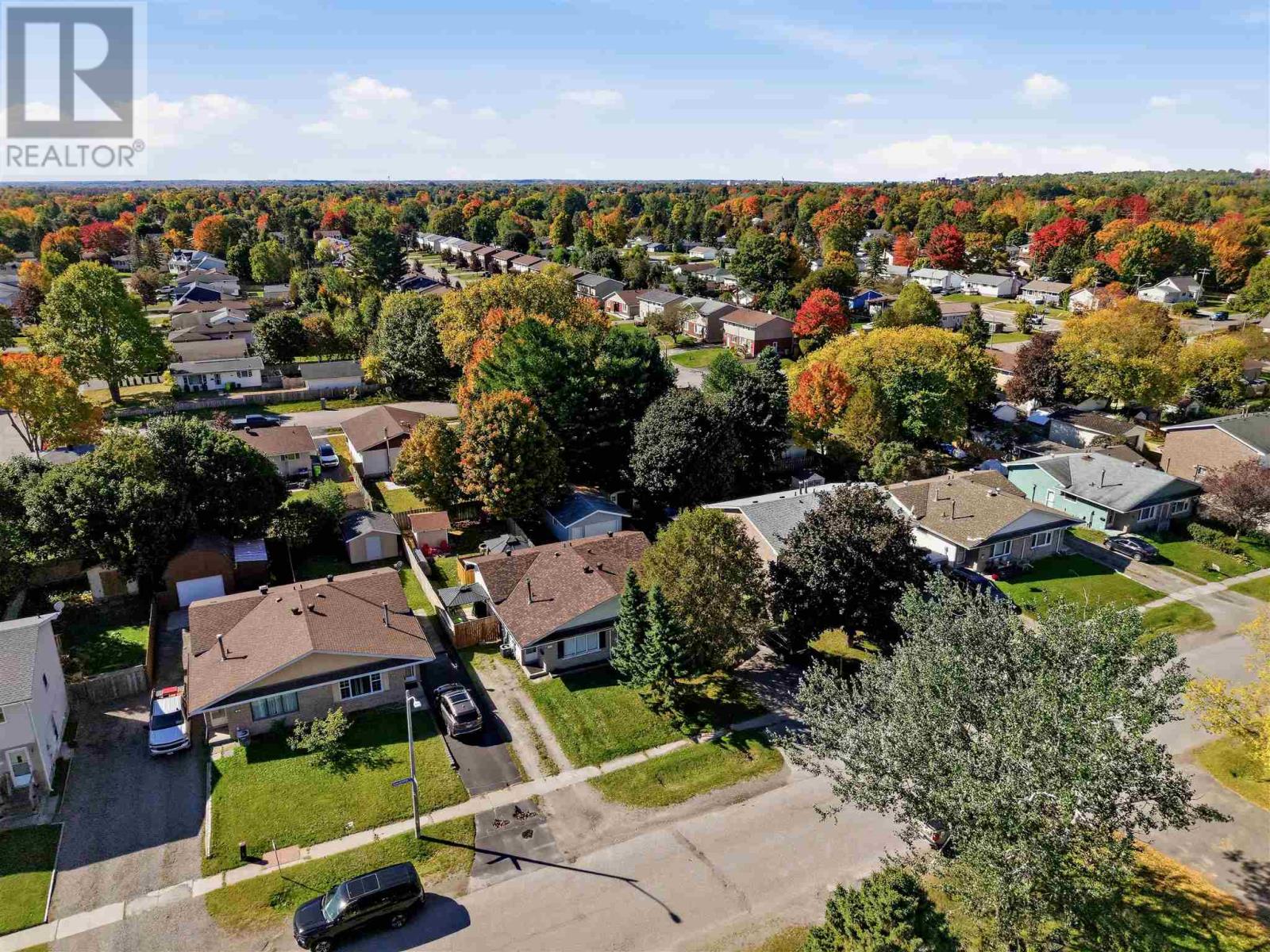 43 Jemmette St, Sault Ste. Marie, Ontario  P6A 5W9 - Photo 2 - SM262791