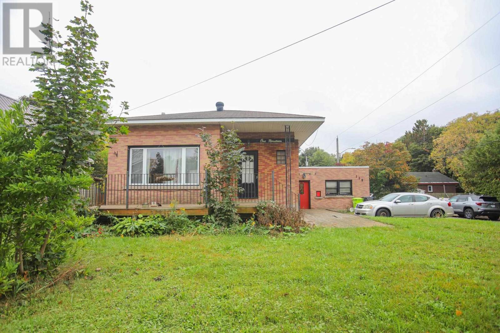119 Salisbury AVE, sault ste marie, Ontario