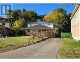 46 COLLINS CRESCENT, Aurora, Ontario