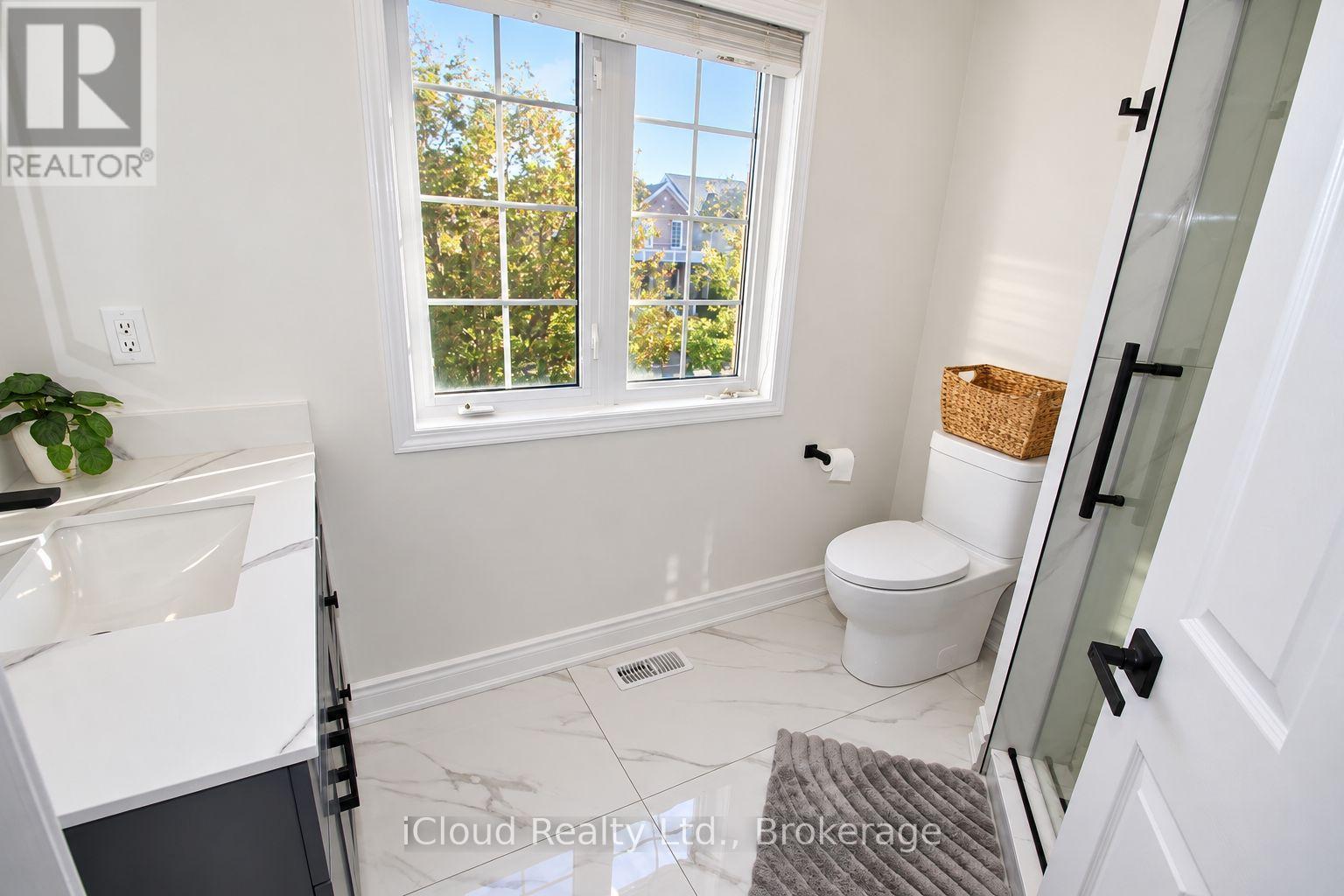 20 Beavervalley Drive, Brampton, Ontario  L7A 3L5 - Photo 13 - W13871826