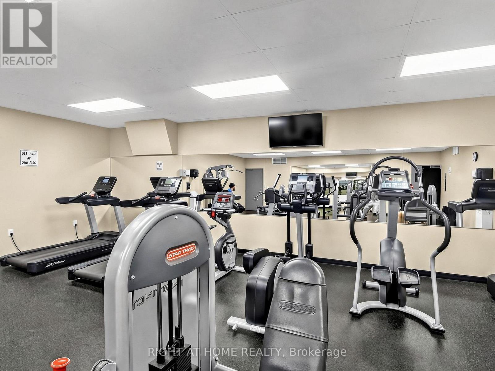 915 - 5 Vicora Linkway Way, Toronto, Ontario  M3C 1A5 - Photo 35 - C13872442
