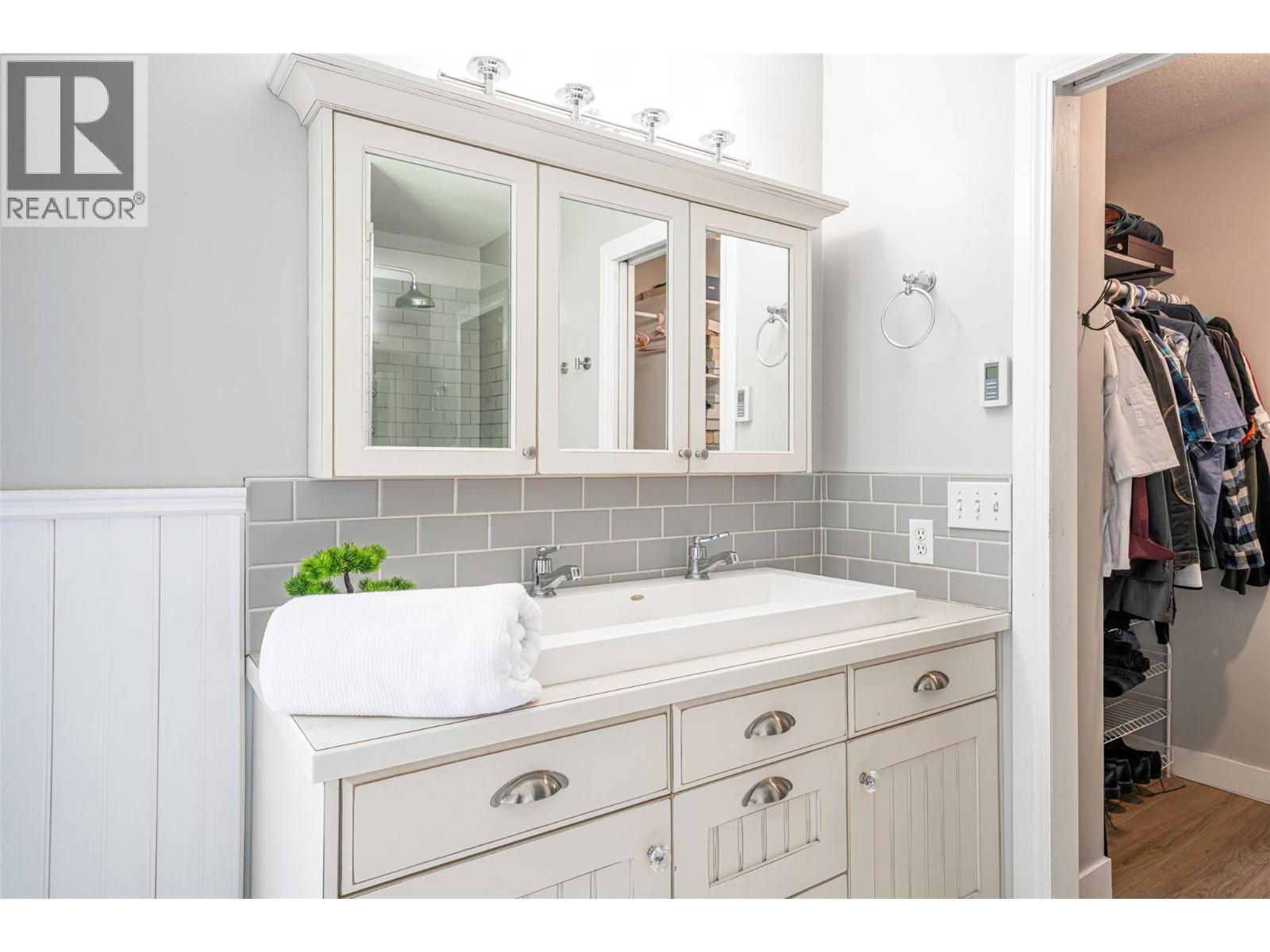 670 Cassiar Road, Kelowna, British Columbia  V1V 1M6 - Photo 18 - 10399039