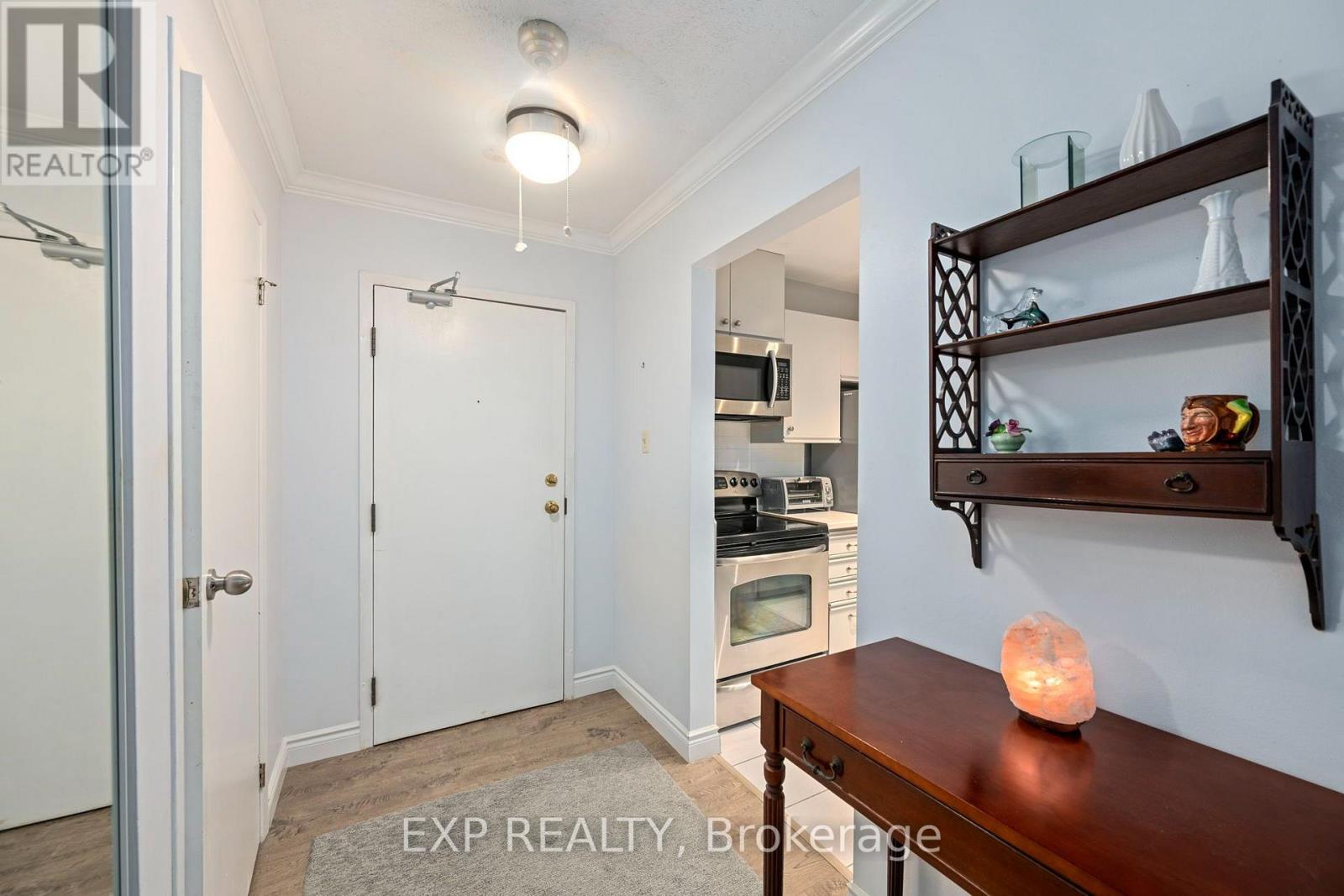 112 - 735 Deveron Crescent, London South, Ontario  N5Z 4X8 - Photo 2 - X13872372