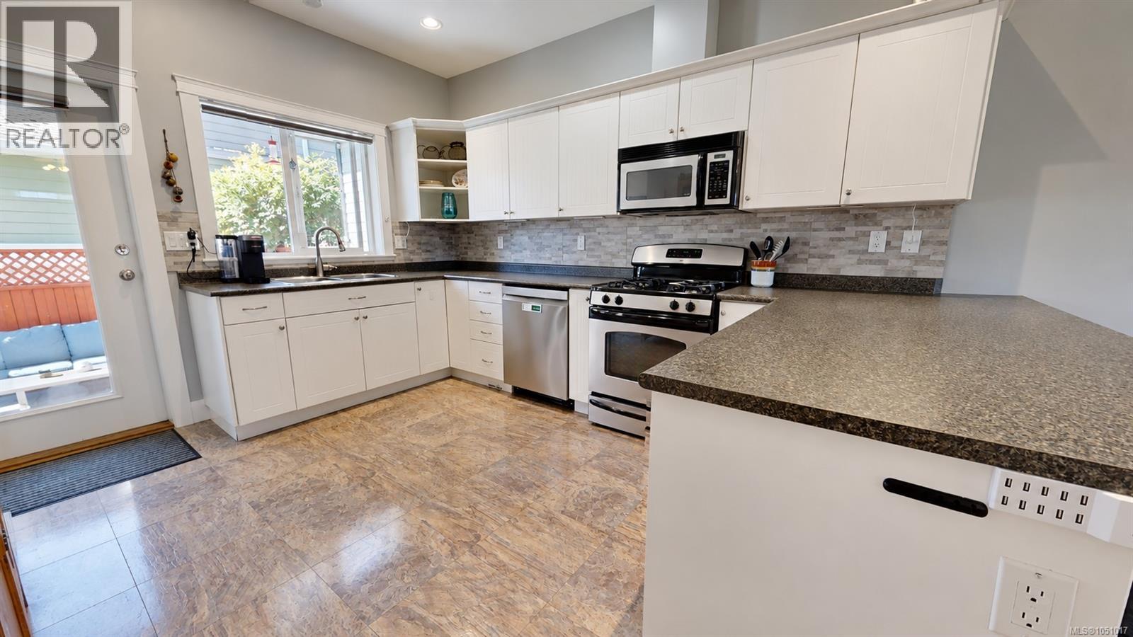 3111 Manor Dr, Duncan, British Columbia  V9L 0A2 - Photo 9 - 1051017