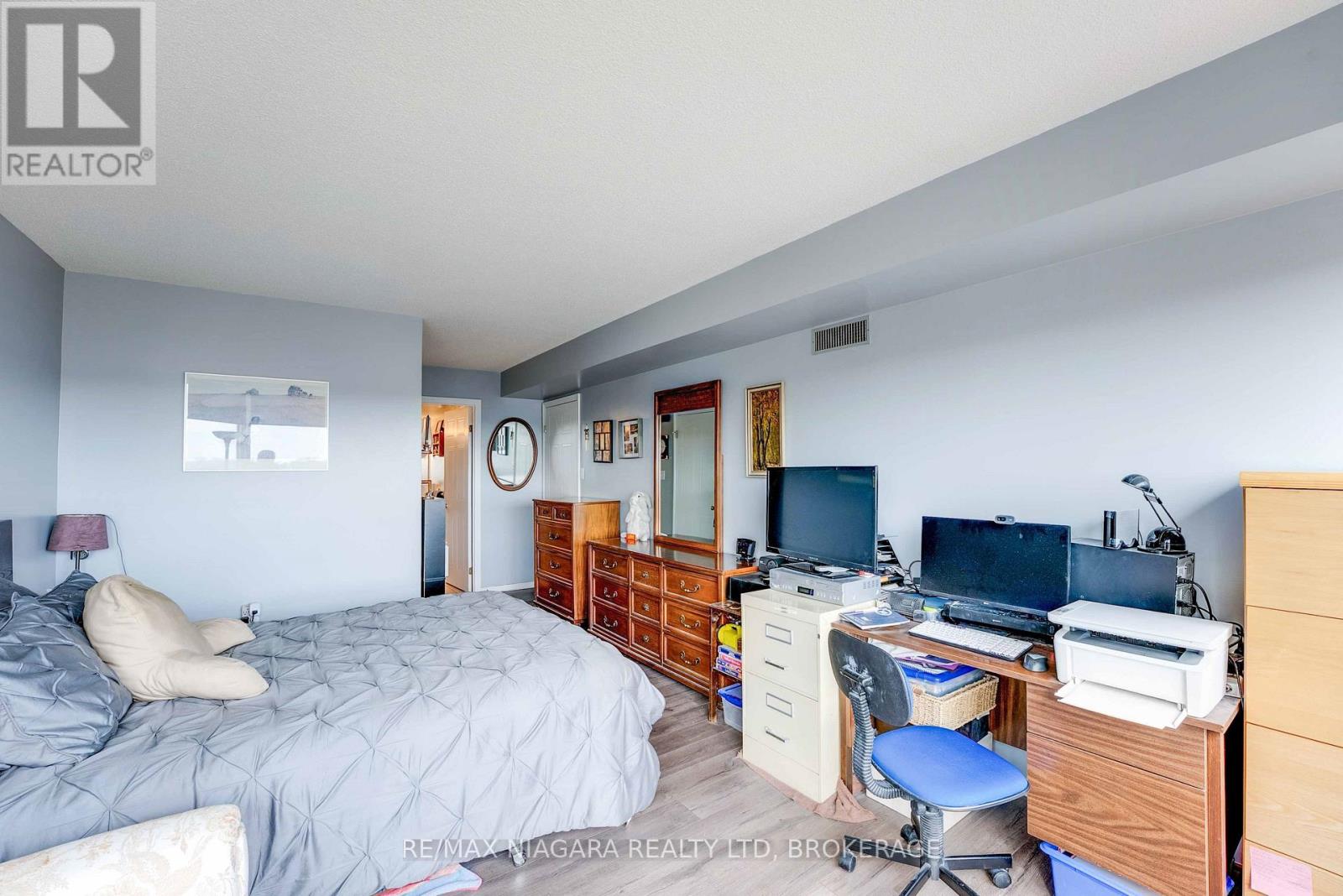 702 - 5100 Dorchester Road E, Niagara Falls, Ontario  L2E 7H4 - Photo 16 - X13871170