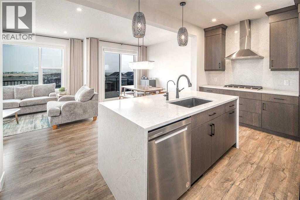 75 Calhoun Hill NE, Calgary, Alberta  T3P 1T7 - Photo 4 - A2348648