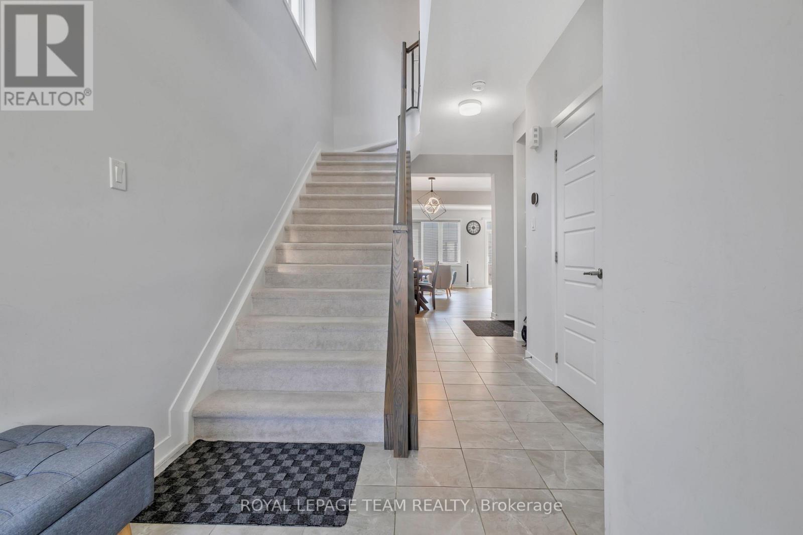 2501 Watercolours Way, Ottawa, Ontario  K2J 7B1 - Photo 5 - X13872276