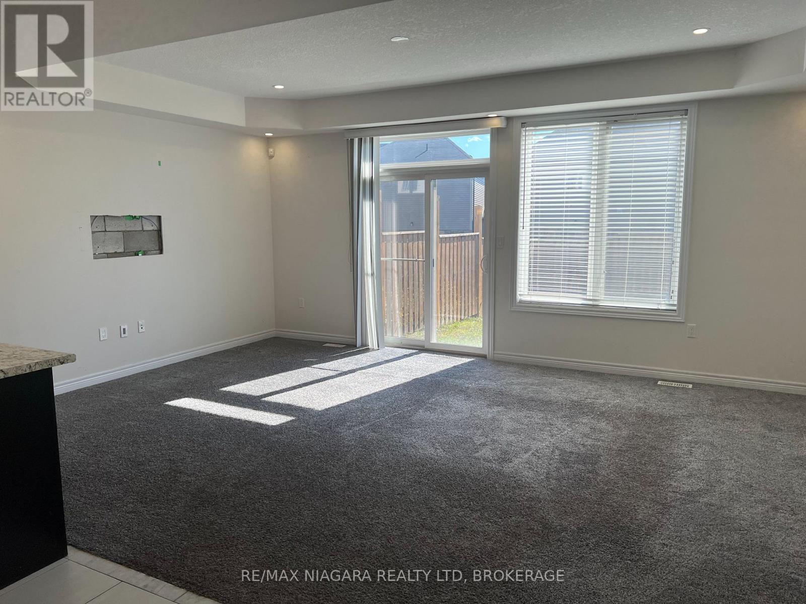 23 Fairgrounds Drive, Hamilton (Binbrook), Ontario L0R 1C0 - Photo 19 - X13872248